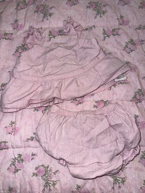 GAP Light Pink Ruffle Two-Piece Matching Set